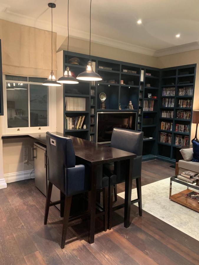 Apartamento Charming And Full Of Character Londres Exterior foto